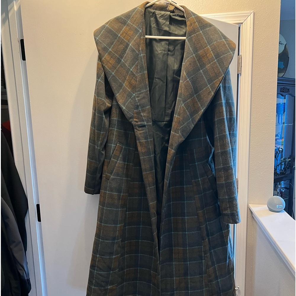 Excellent condition, worn once.